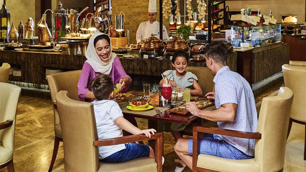 Sofitel Dubai The Palm Luxury Apartments Restaurant billede